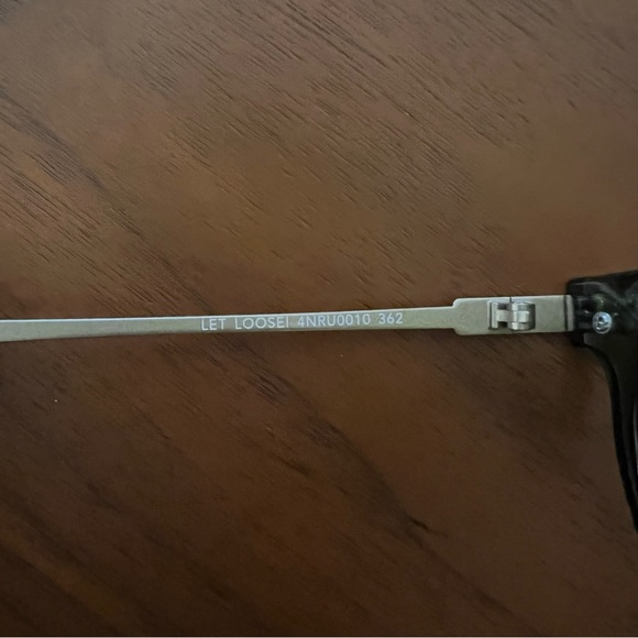 Kate Spade Saturday • Green Let Loose Sunglasses - Picture 3 of 5